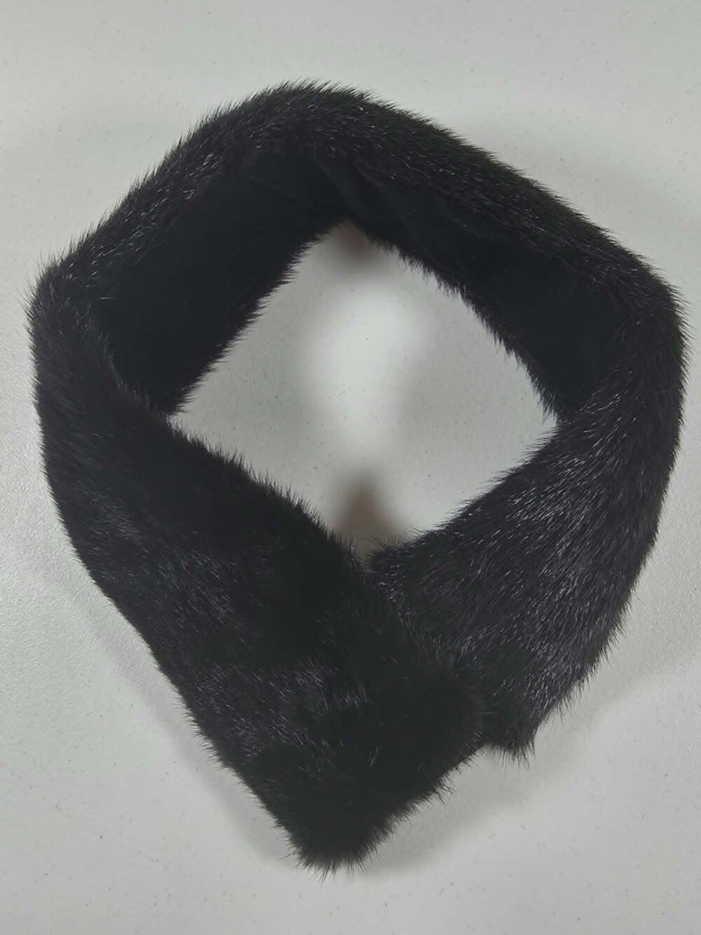 VINTAGE FUR COLLAR SCARF NECK WARMER BLACK VELOUR INSIDE EXCELLENT CONDITION